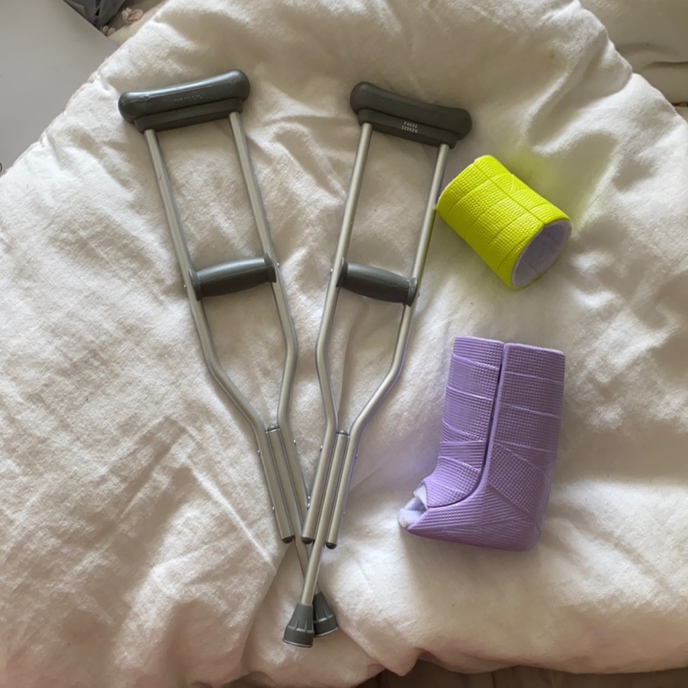 American Girl Get Better Set crutches and casts.